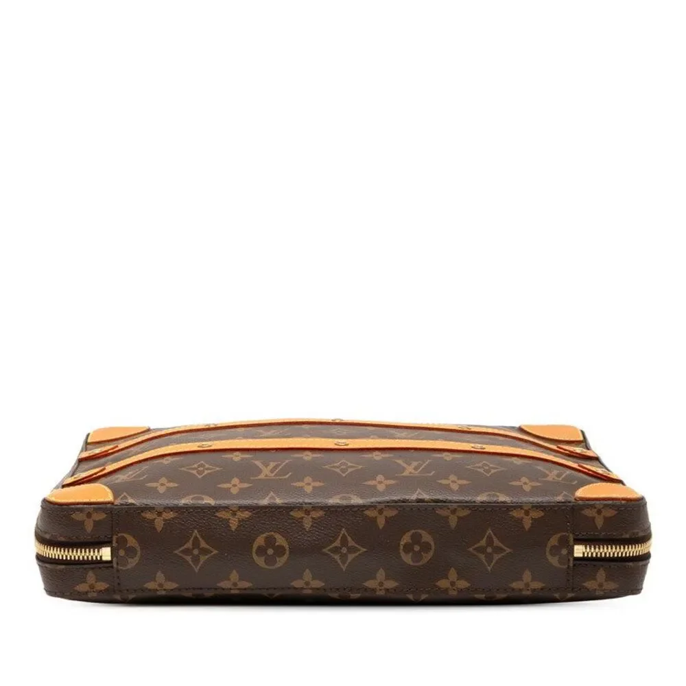 Louis Vuitton Messenger MM Shoulder Bag